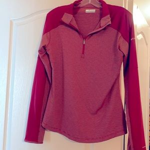 Columbia half zip light weight pullover.
